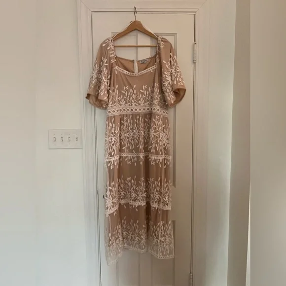 piper and scoot | Dresses | Lace Formal Dress | Poshmark
